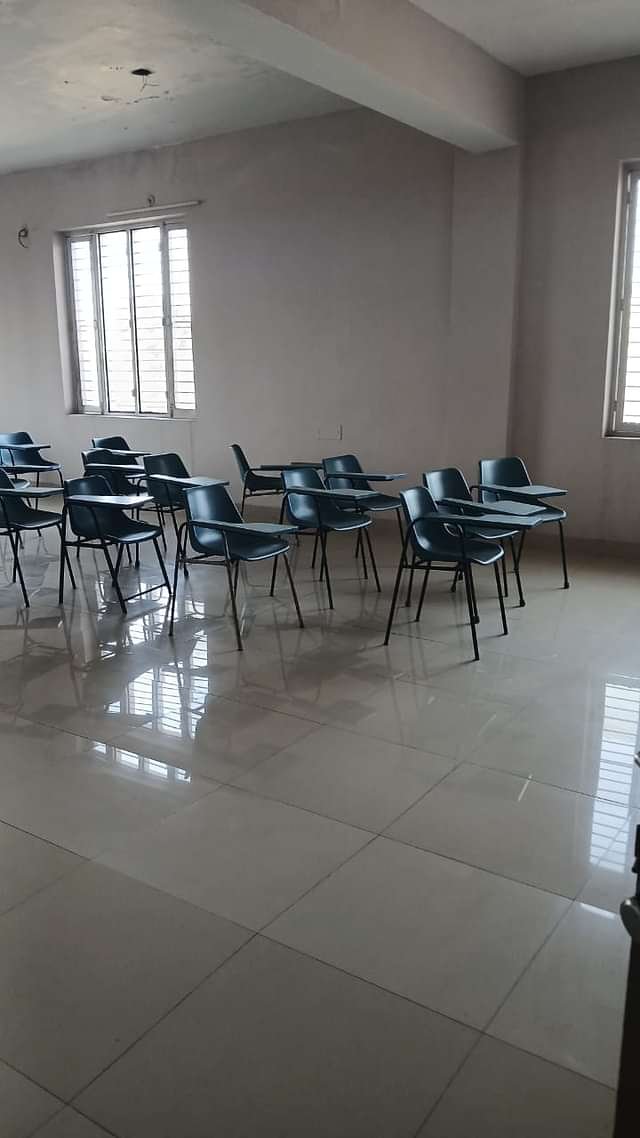 Chandrawati_Tiwari_Law_College
